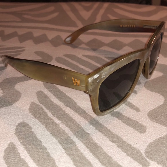 Shell sunglasses - Picture 3 of 6